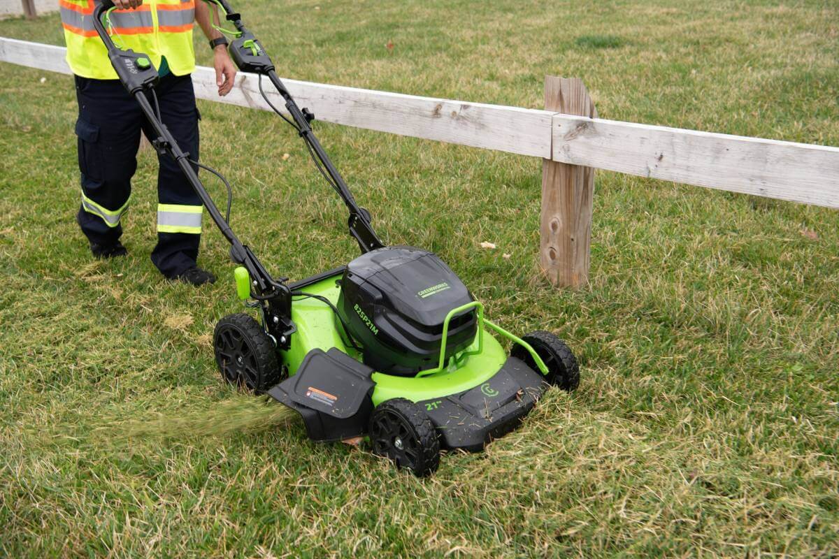 Газонокосилка аккумуляторная GREENWORKS GC82LM51SP2 без АКБ и ЗУ (2515907)