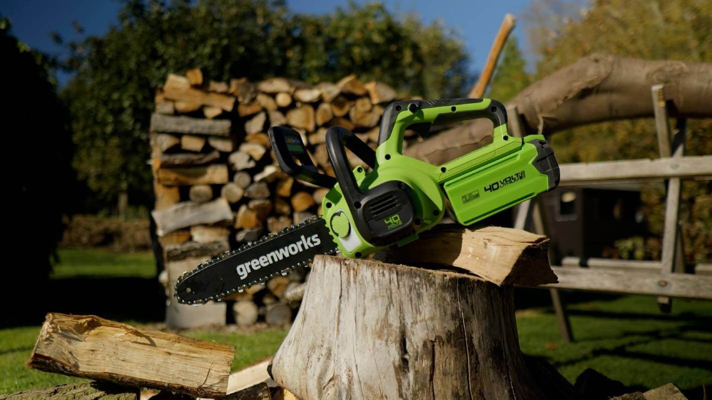 Пила цепная аккумуляторная GREENWORKS G40CS30IIK2 (2007807UA) [40В, 1х2.0 Ач, з/у]