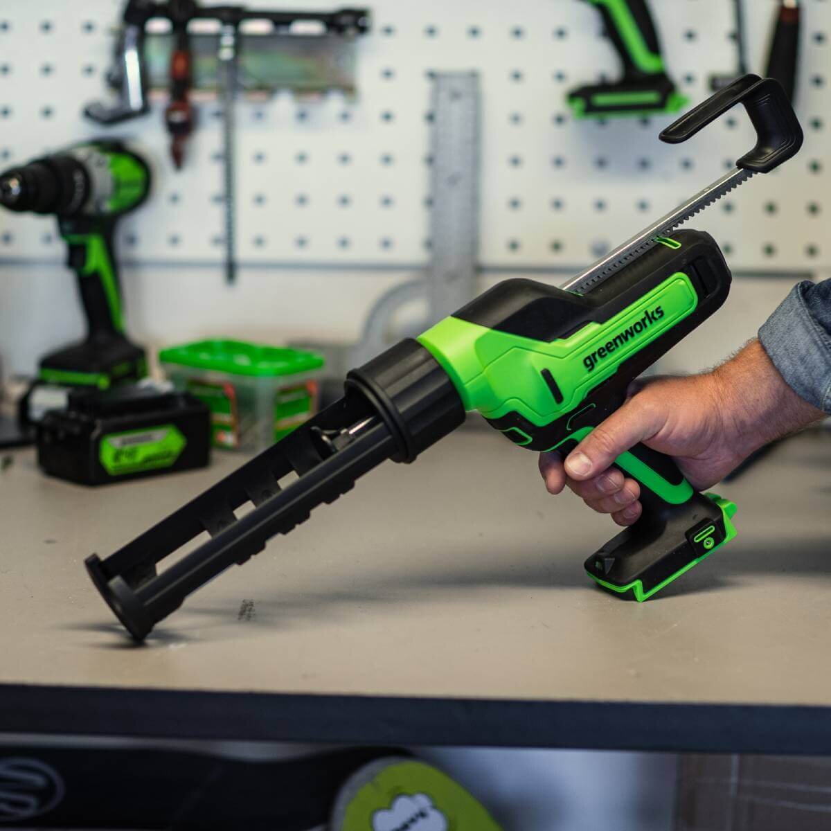 Пистолет для герметика аккумуляторный GREENWORKS G24CAU (3501707UA)