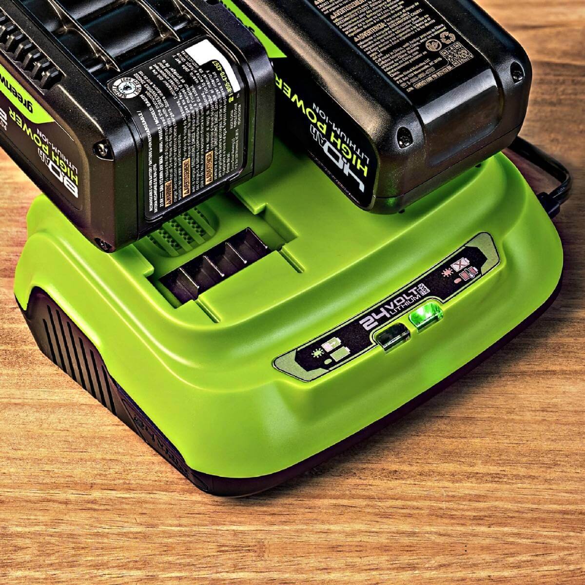 Зарядное устройство для аккумуляторов GREENWORKS G24X2C8 для Li-ion 24V (2958807)