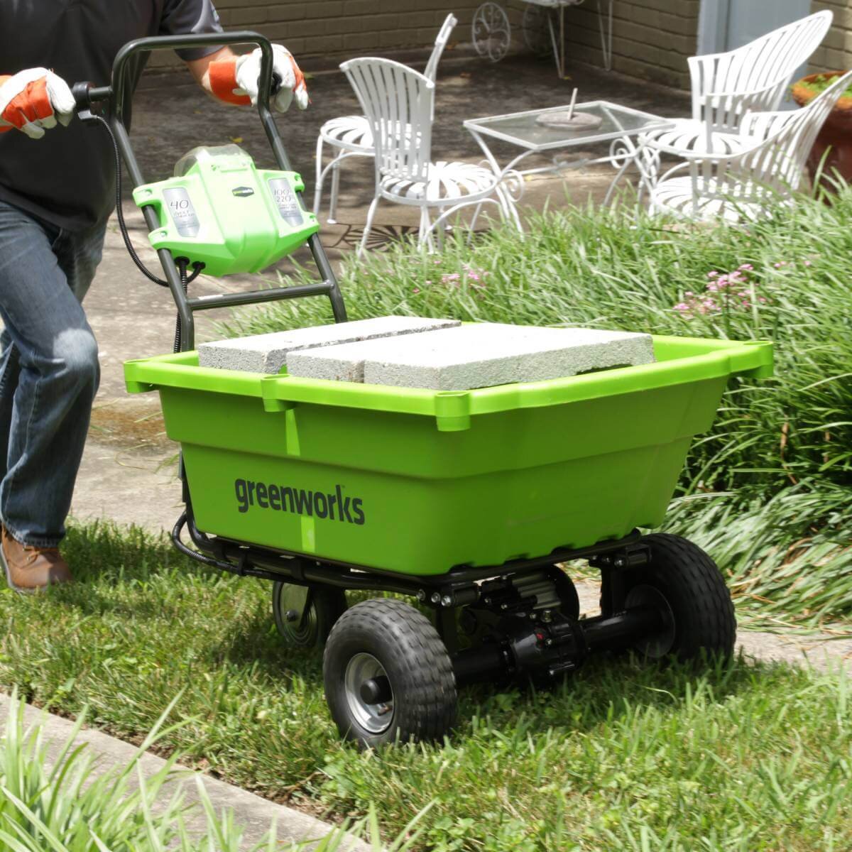 Тачка садовая аккумуляторная самоходная GREENWORKS G40GCK4 (7400007UB)