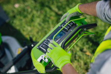 Газонокосилка аккумуляторная GREENWORKS LM221S (2519407) [82В, без АКБ и ЗУ]