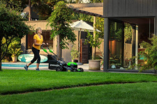 Газонокосилка аккумуляторная GREENWORKS GD40LM46SPK4 (2506807UG) [40В, 1х5.0 Ач, з/у]