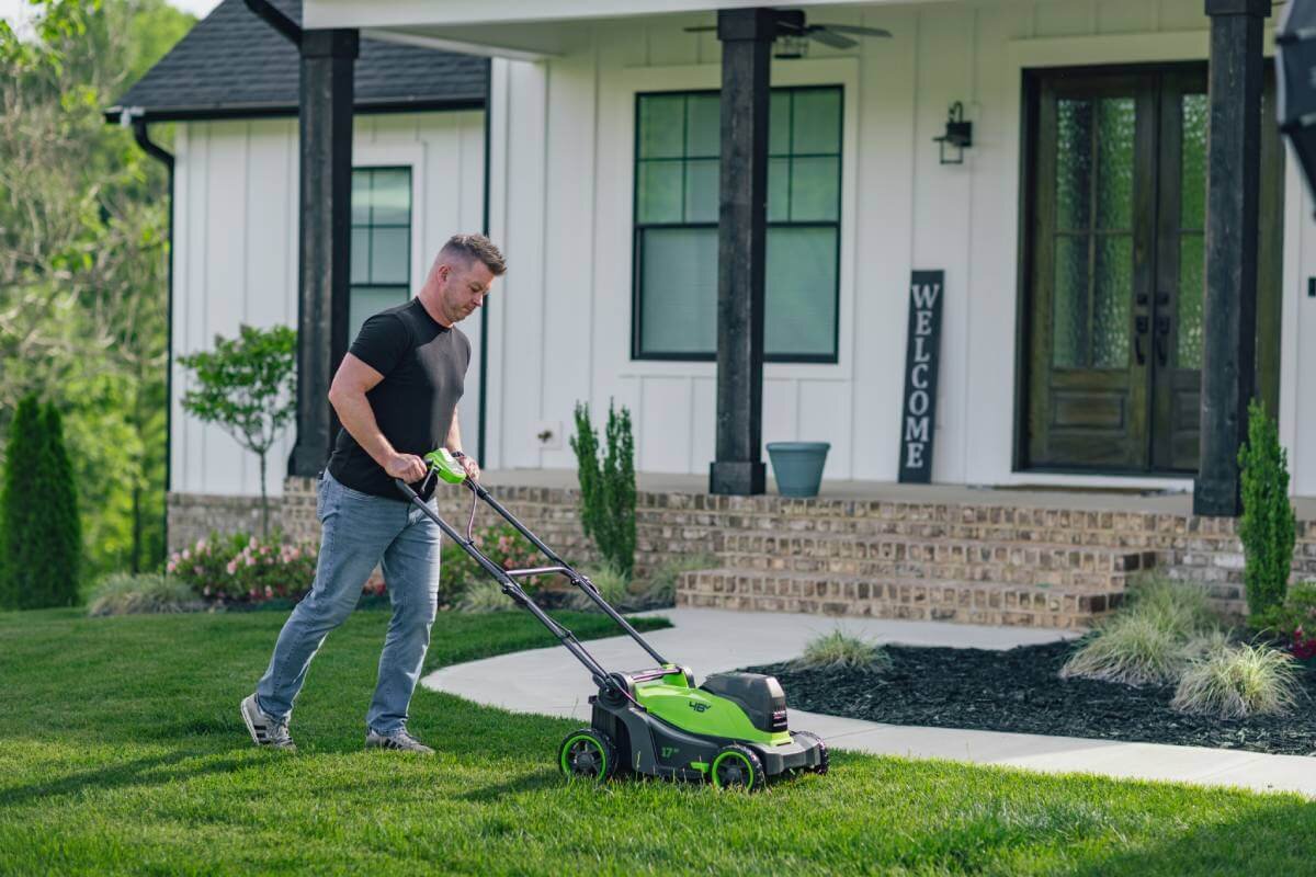 Газонокосилка аккумуляторная GREENWORKS G24X2LM411 (2520907UD) [2х24В, 2х4.0 Ач, з/у]