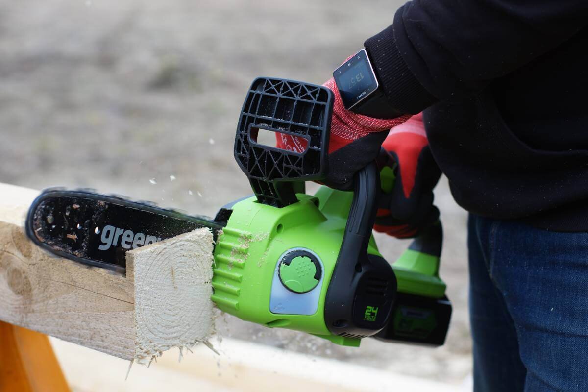 Пила цепная аккумуляторная GREENWORKS G24CS25 (2007707UH) [24В, 1х8.0 Ач, з/у]