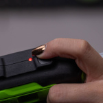 Пистолет термоклеевой аккумуляторный GREENWORKS G24GLG (3502207CUA)