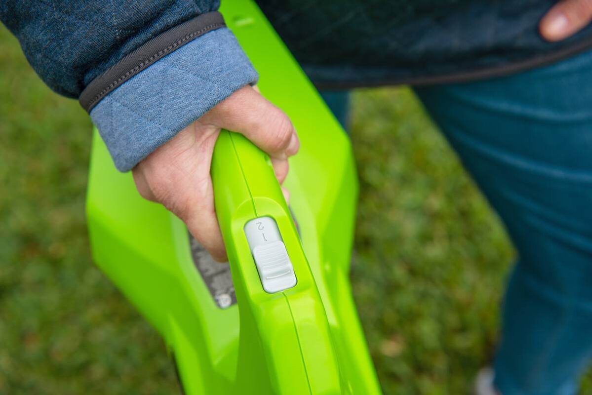 Воздуходувка аккумуляторная GREENWORKS 2404807UA