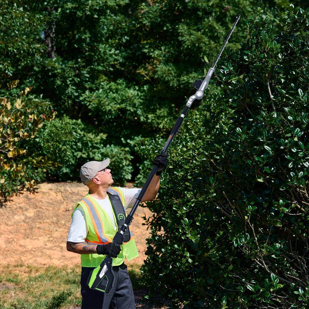 Кусторез садовый аккумуляторный штанговый GREENWORKS PH662T (2301607) [82В, без АКБ и ЗУ]