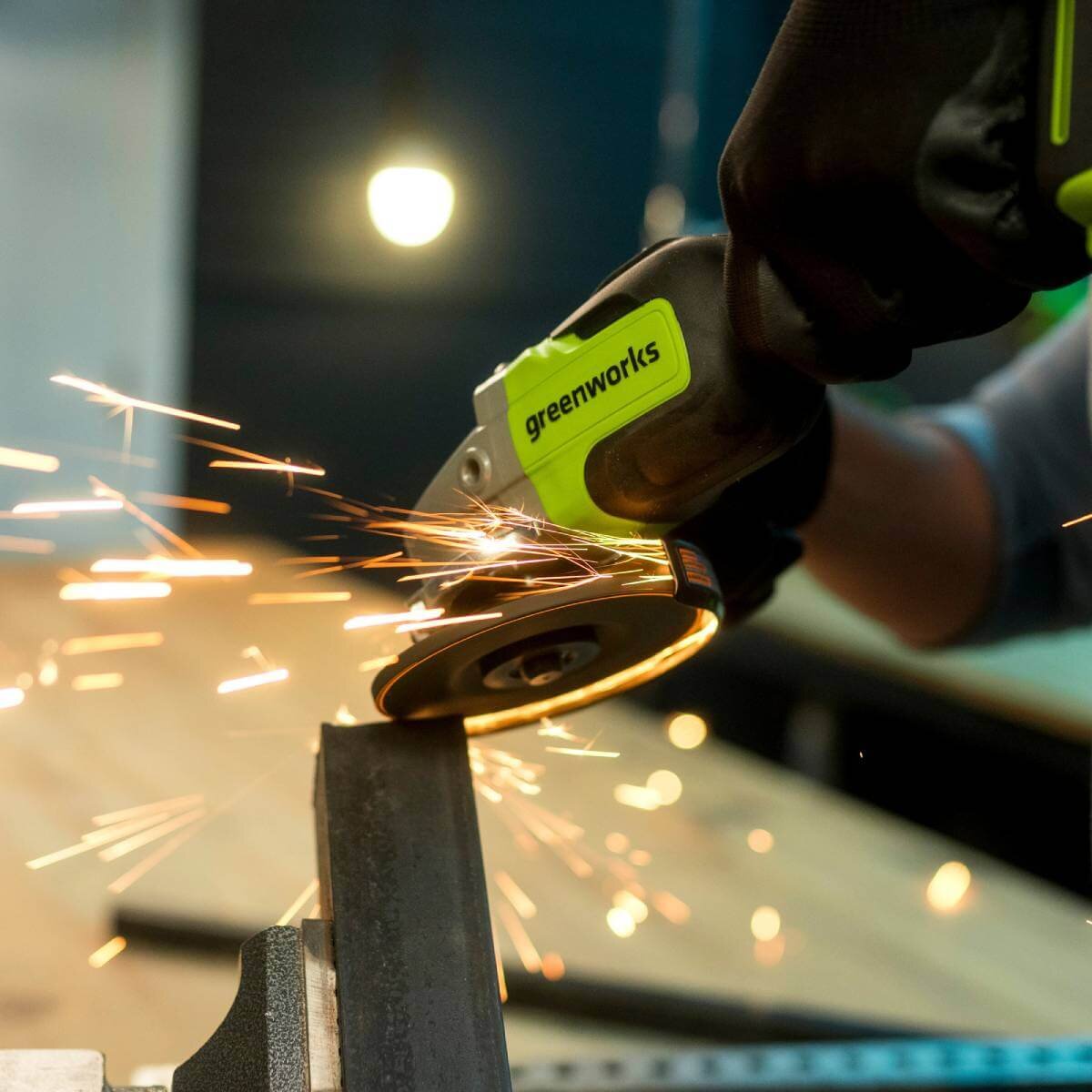 Шлифмашина угловая аккумуляторная GREENWORKS GD24AG (3200207CUB)