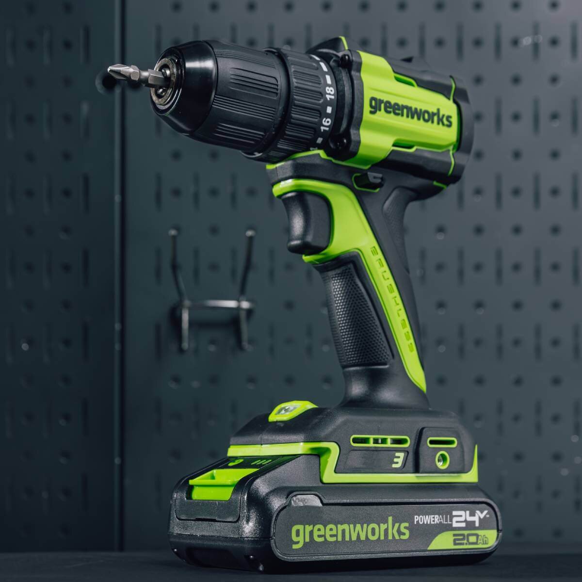 Дрель-шуруповерт Greenworks DD345 (3708307CUA) [24В, 1х2.0 Ач, бесщеточный, кейс]