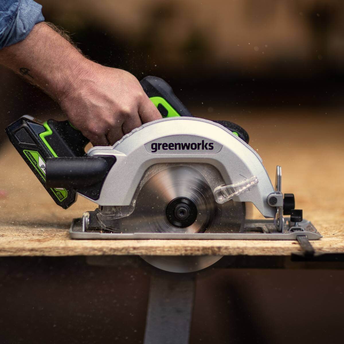 Пила дисковая аккумуляторная GREENWORKS GD24CS (1500907CUG)