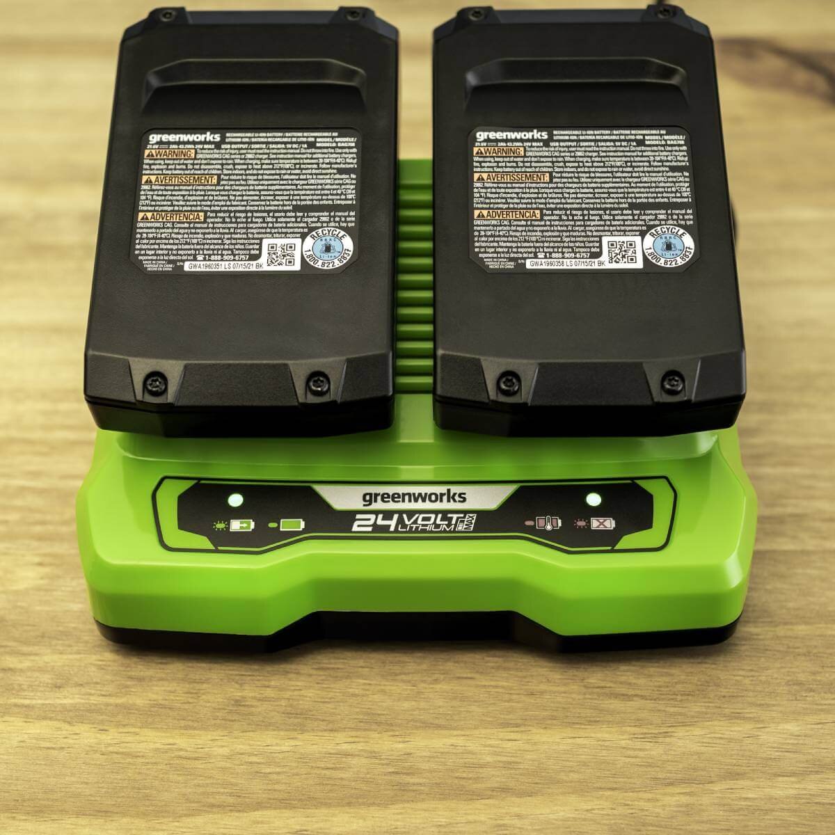Зарядное устройство для аккумуляторов GREENWORKS G24X2UC2 для Li-ion 24V (2931907)