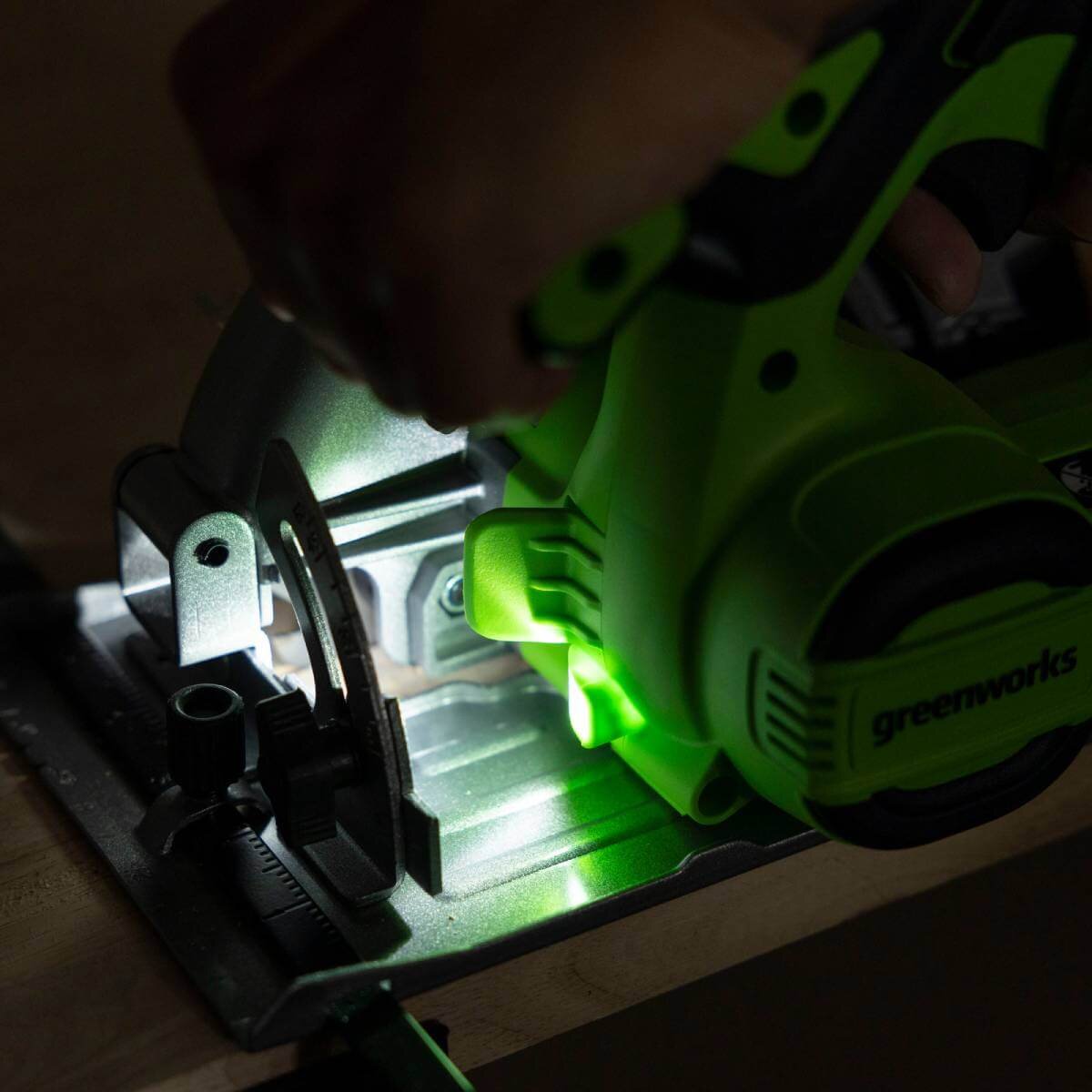 Пила дисковая аккумуляторная GREENWORKS GD24CS165 (1501607CUB)