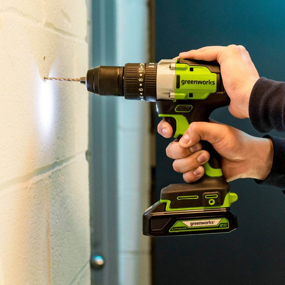 Дрель-шуруповерт ударный Greenworks GD24DD60 (3704107CUC) [24В, 2х2.0 Ач, бесщеточный, кейс]