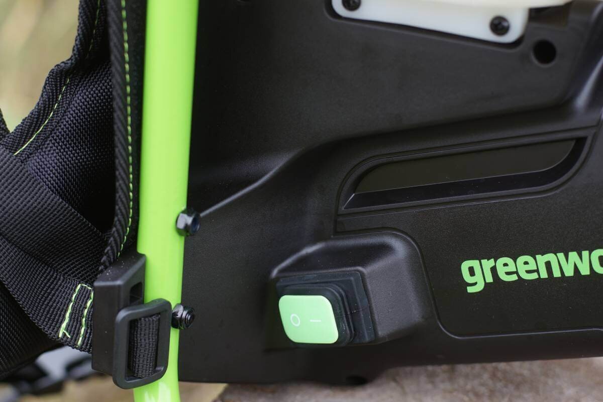 Опрыскиватель аккумуляторный 15 л. GREENWORKS без АКБ и ЗУ (5300007)