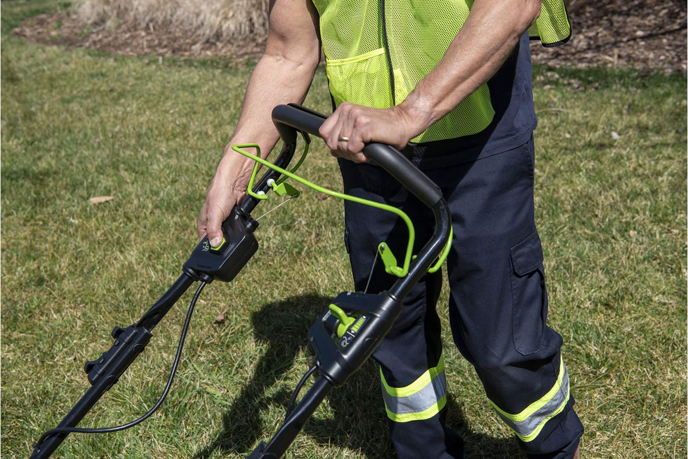 Газонокосилка аккумуляторная GREENWORKS GC82LM61S TwinForce без АКБ и ЗУ (2515607)