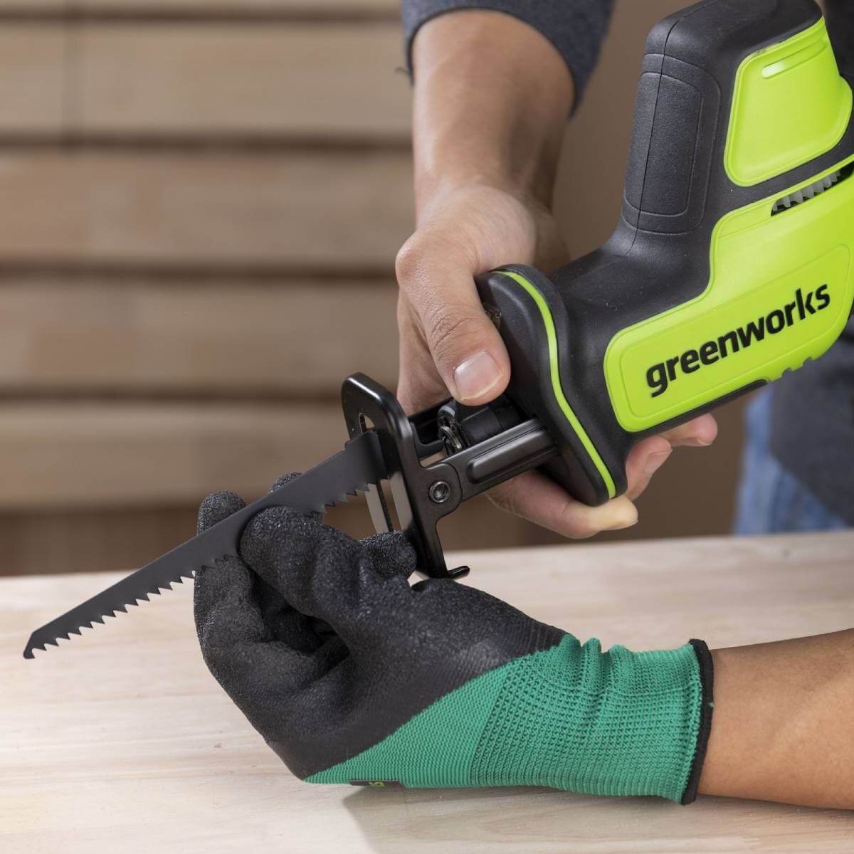 Пила сабельная аккумуляторная GREENWORKS GPT-CRS-25 (1200507CUB)