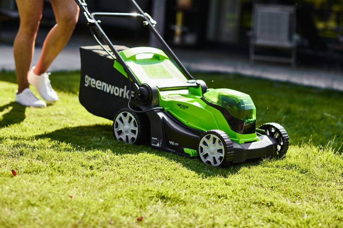 Газонокосилка аккумуляторная GREENWORKS G24X2LM41 (2512607UD) [24В, 2х4.0 Ач, з/у]