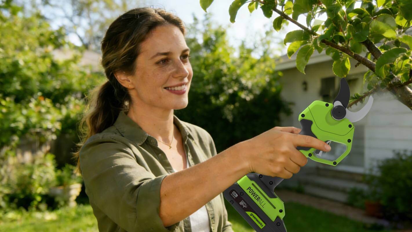 Секатор садовый аккумуляторный GREENWORKS PR24320 (PR24320UA)