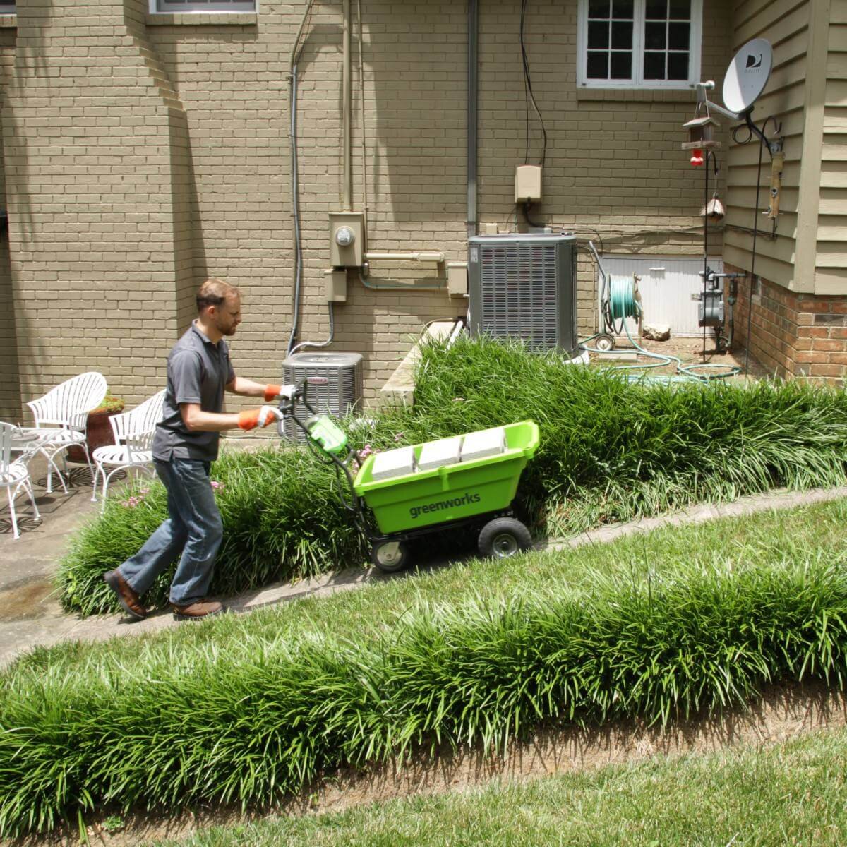 Тачка садовая аккумуляторная самоходная GREENWORKS G40GCK4 (7400007UB)