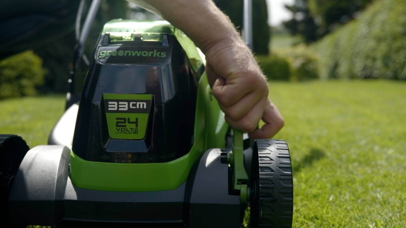 Газонокосилка аккумуляторная GREENWORKS GD24LM33K2 (2516107UA)