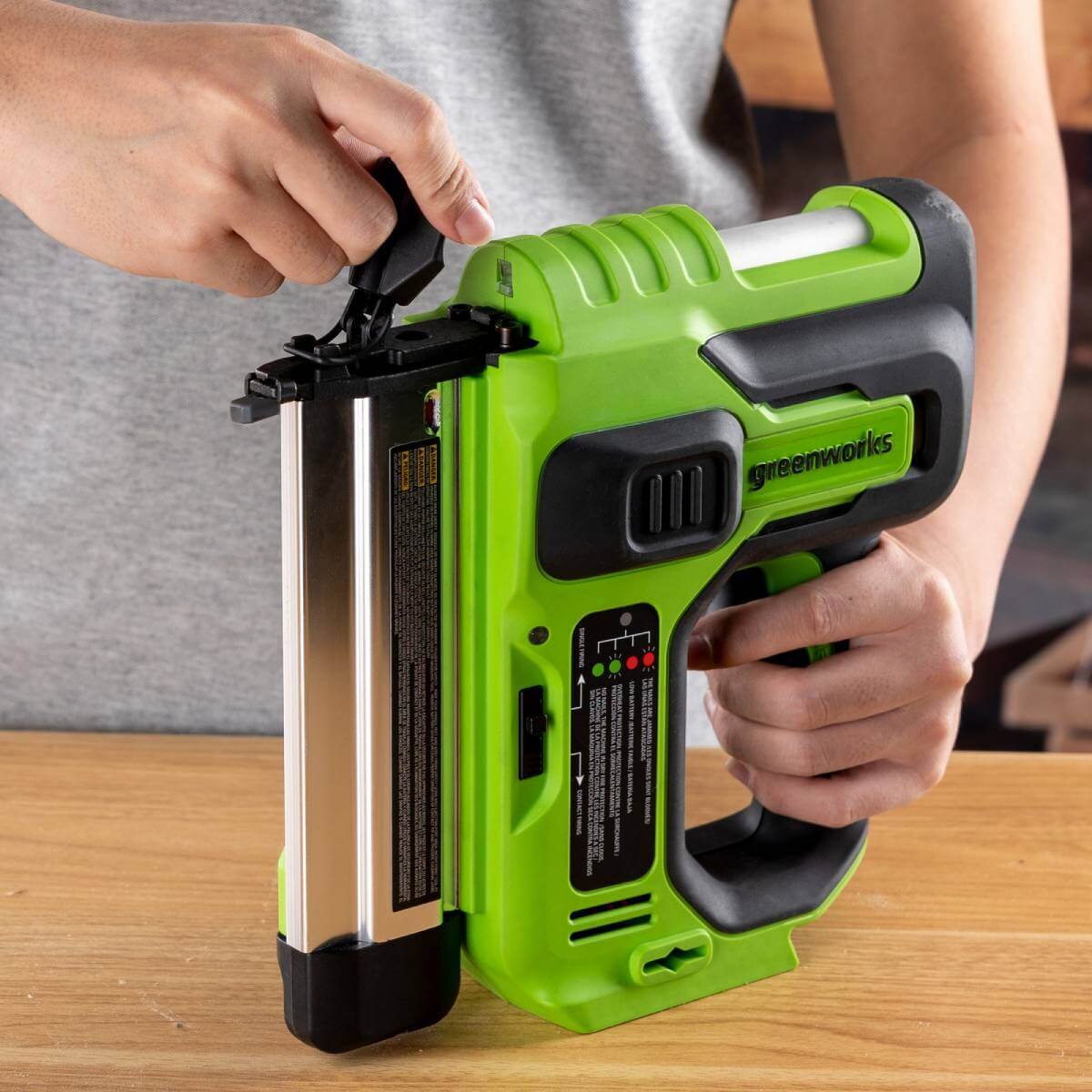 Нейлер аккумуляторный GREENWORKS GD24BN (3400707CUA)